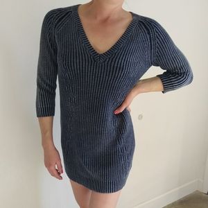 MICHAEL KORS size Large cable knit V neck sweater